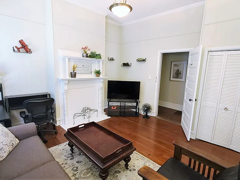 116 N Lewis St — Photo 10