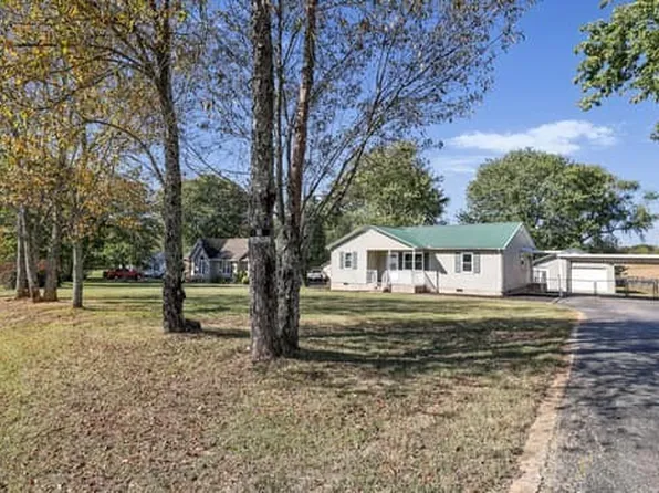 146 Turkey Creek Boat Dock Rd, Tullahoma, TN 37388