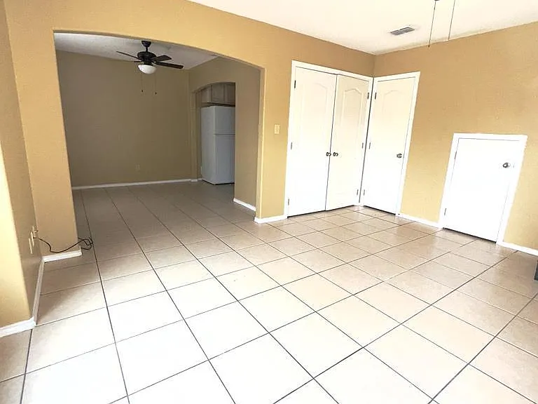 1722 Stone Dr #2 — Photo 3