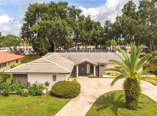 13801 Joyce Dr, Largo, FL 33774
