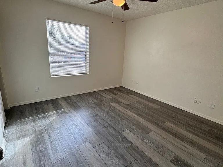 2406A N Grand Blvd #238-apt A — Photo 1