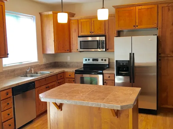 16220 SW Baseline Rd, Beaverton, OR 97006