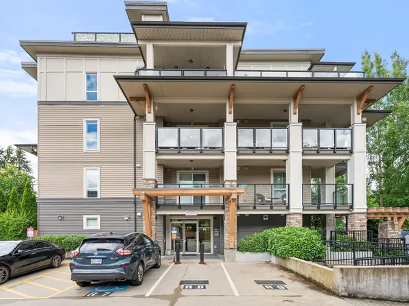 12409 Harris Rd #108, Pitt Meadows, BC V3Y 0E7