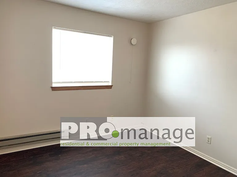 2161 - 2167 Meppen Dr. — Photo 7