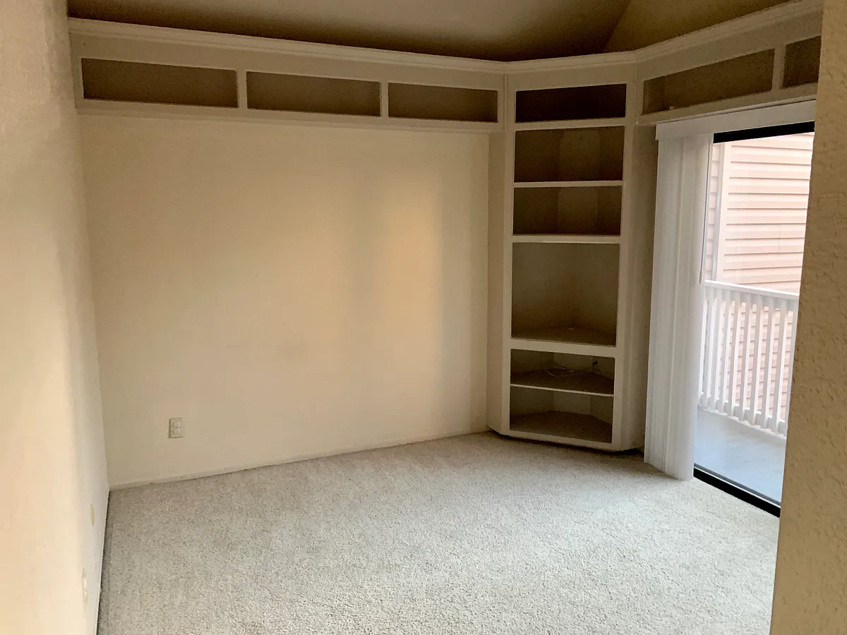 Building Photo - 5447 Ventana Pl