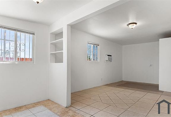 5th image of 66087 Desert View Ave #B