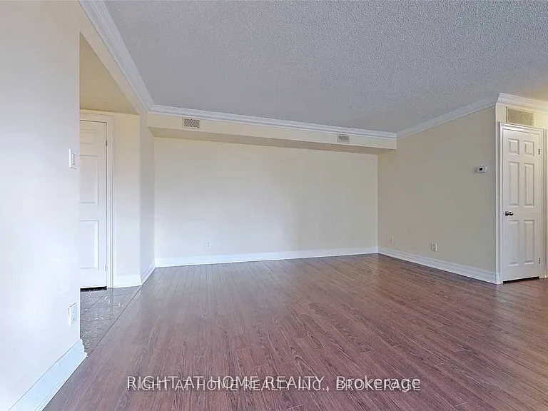 95 La Rose Ave #505 — Photo 4