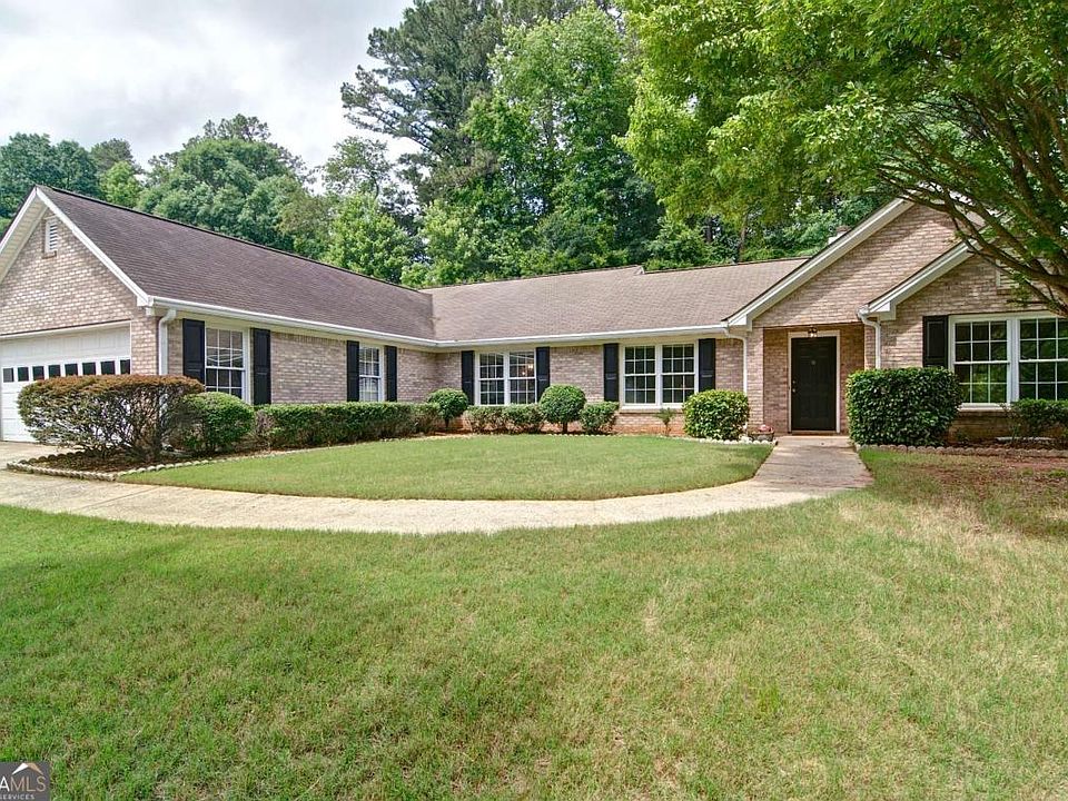 1st image of 2650 Nicholas Ct SE