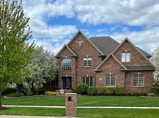 5680 Rosinweed Ln, Naperville, IL 60564