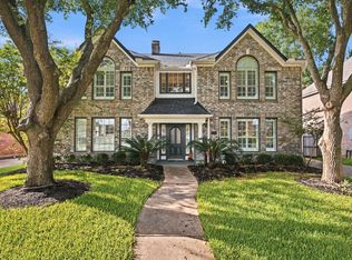 4704 Broadmoor Dr, League City, TX 77573
