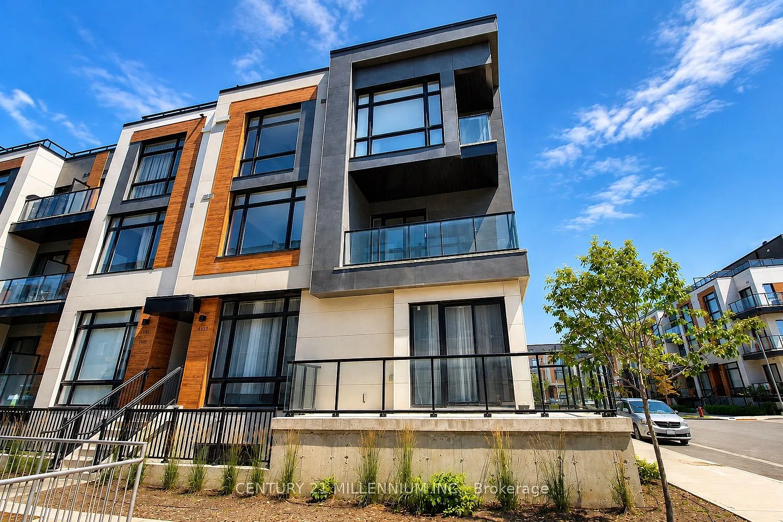 3 bed, $3,500 — Photo 1