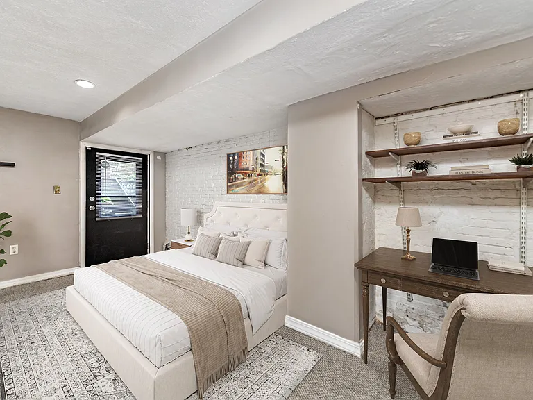 24 Hancock St #2 — Photo 4