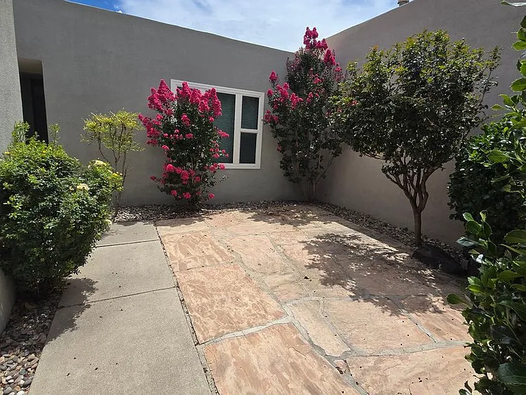 3116 Dallas St NE — Photo 1