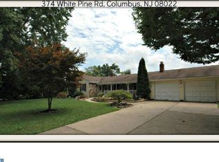 374 White Pine Rd, Columbus, NJ 08022