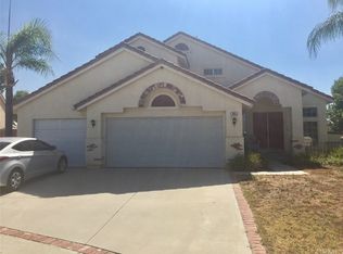 7665 Highland Grove Ct, Highland, CA 92346