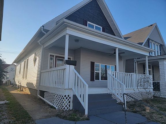 2nd image of 1104 N Main St