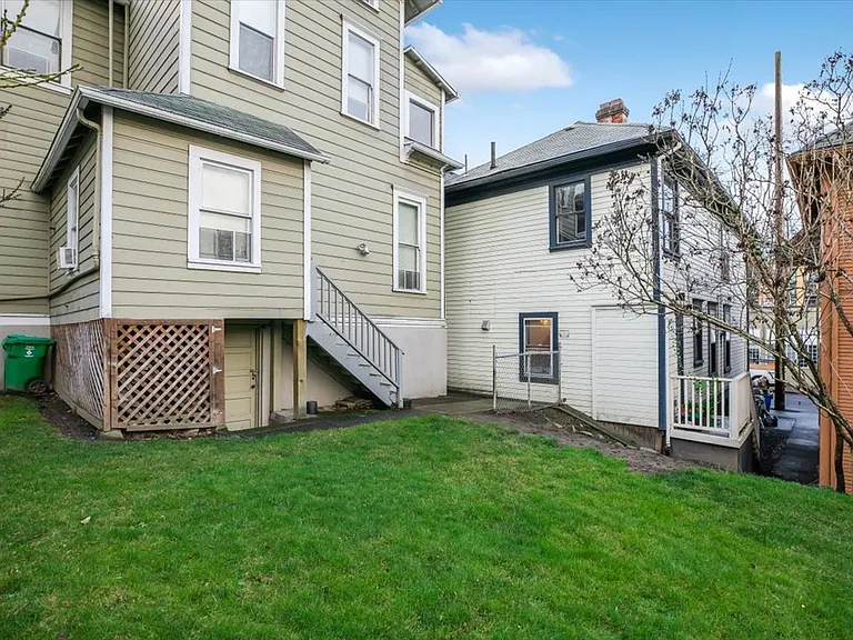 1527 SW Columbia St #D — Photo 17
