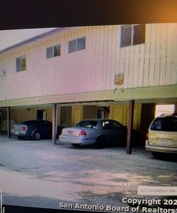 5th image of 623 Donaldson Ave APT 9