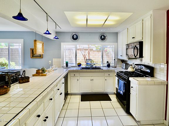 5th image of 3069 Black Hills Ct