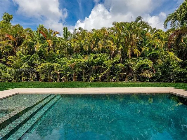 13306 SW 58th Ct — Photo 2