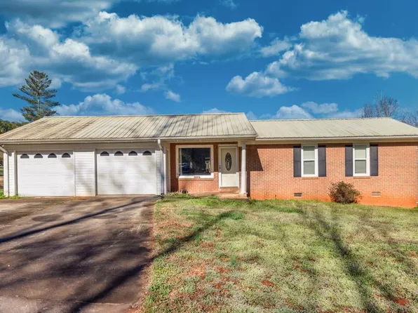 586 Eastanollee Byp, Eastanollee, GA 30538