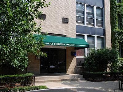 1st image of 1425 N Dearborn St APT 3B