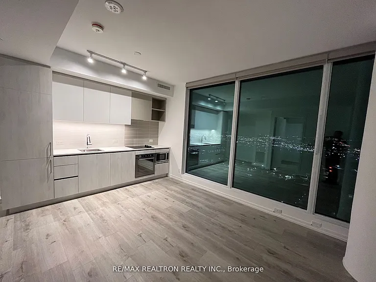 1000 Portage Pkwy #5005 — Photo 13