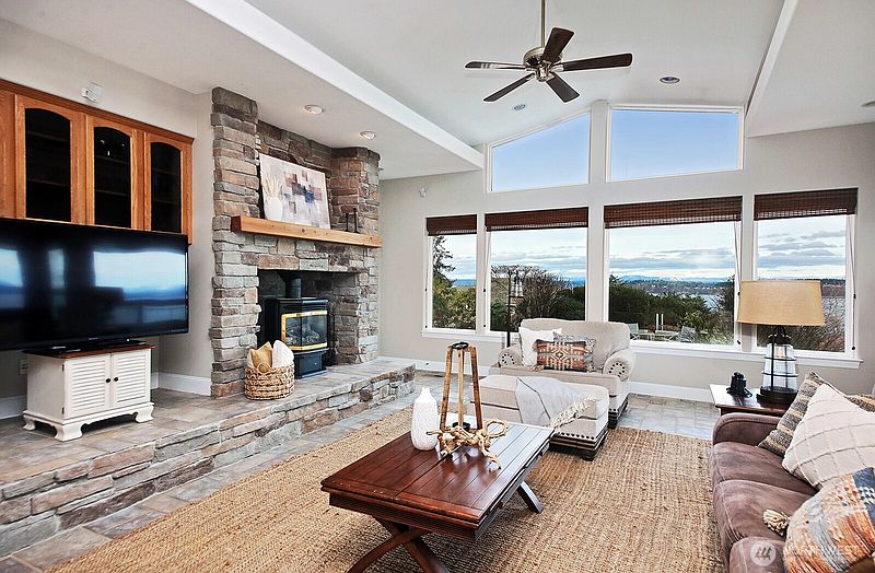 3rd image of 4694 Wrightsman Place