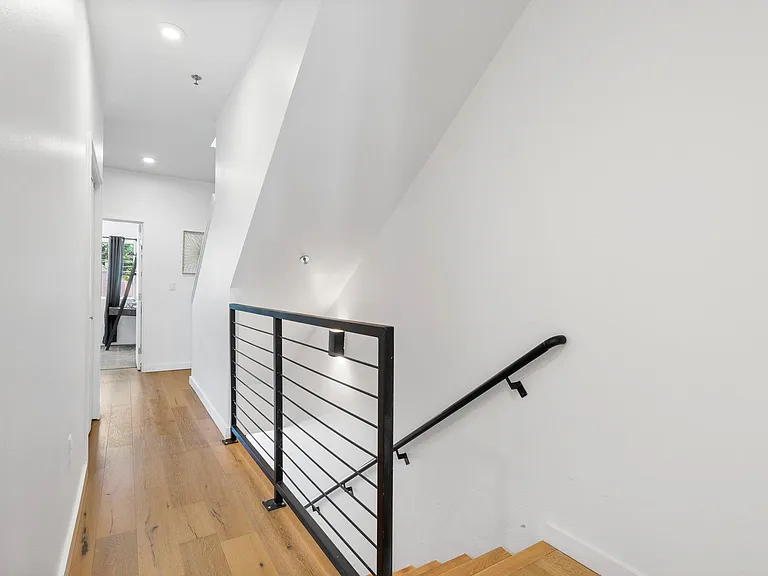 1701 E M L King Jr Blvd #105 — Photo 9