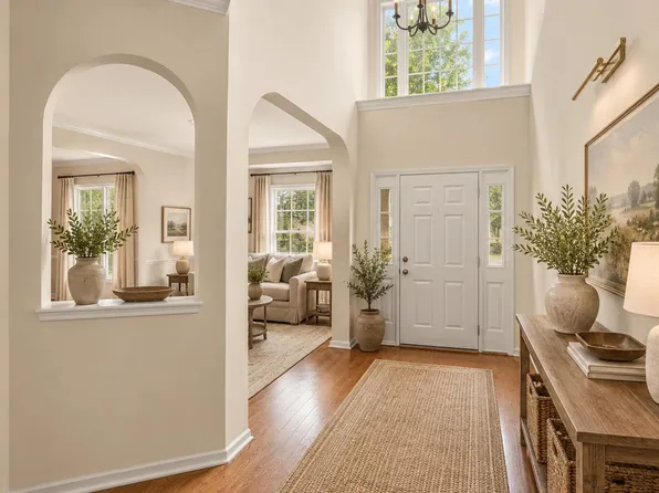 8608 Barrett Hall Ln, Wake Forest, NC 27587