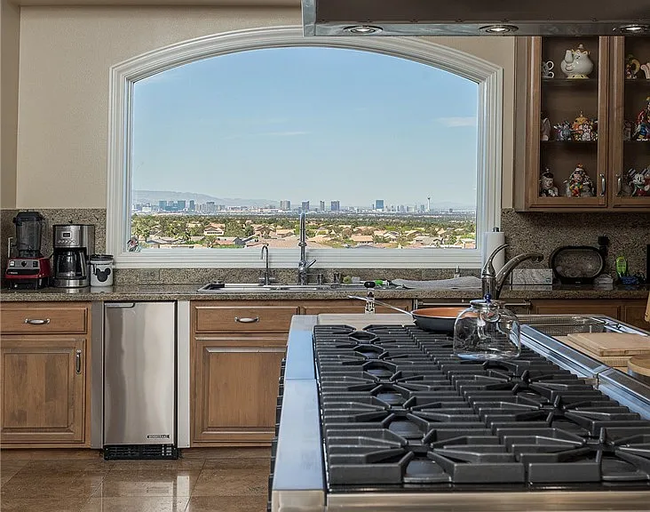 1520 Macdonald Ranch Dr — Photo 32