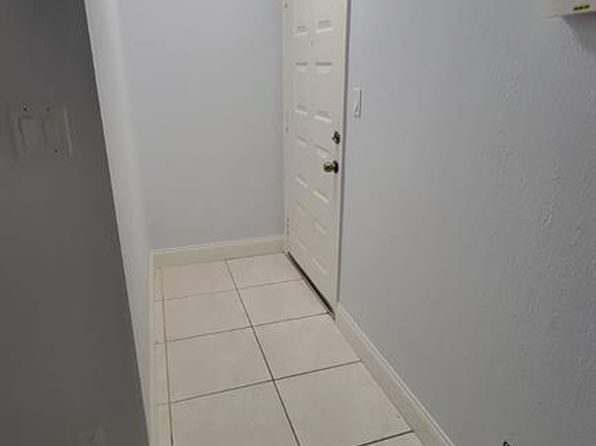 313 Gardens Dr APT 104