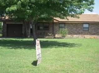810 N Oklahoma St, Tryon, OK 74875