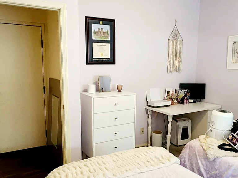 830 N Juanita Ave #4 — Photo 38