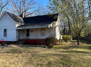 206 Pickens Ave, Chesnee, SC 29323