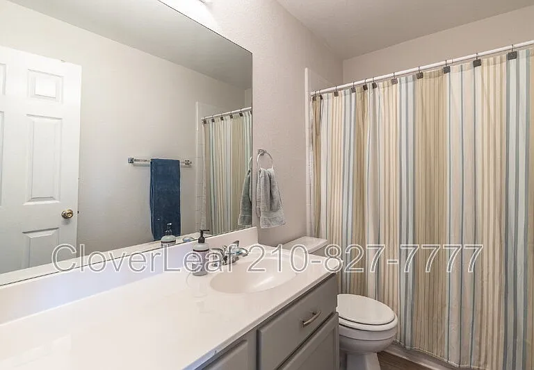 9715 Justice Ln — Photo 38