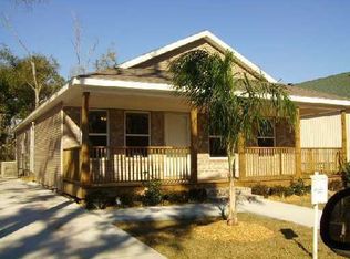 415 Thomas St, Bay St Louis, MS 39520