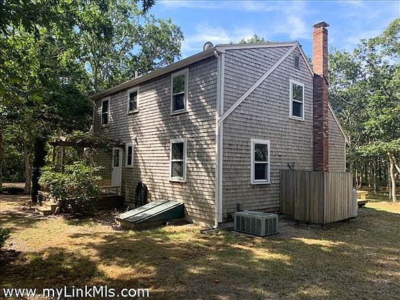Side View, Bulkhead, Outdoor Shower & Chimney