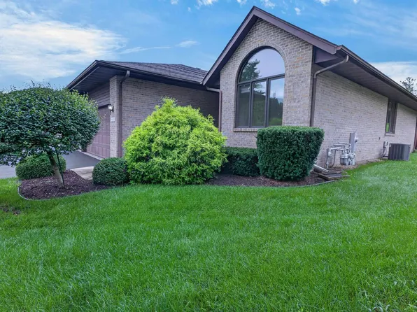 6628 Timberline Ln, Rockford, IL 61108