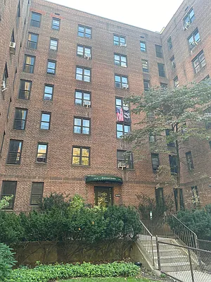 Rented by Contact Realty | media 20