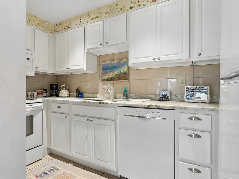 42 Quidnet Ct — Photo 20