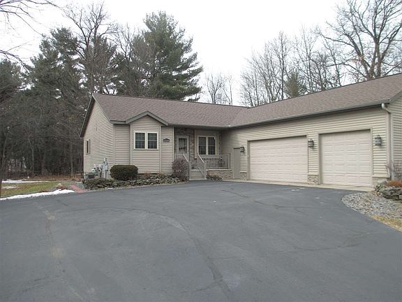 2nd image of 2240 W Breezewood Ct