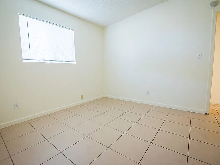 4937 E De Medici Dr — Photo 20