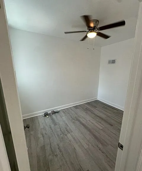 1232 W Harold St — Photo 2