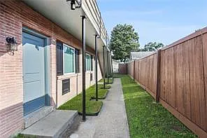 4423 Camel St #A — Photo 3