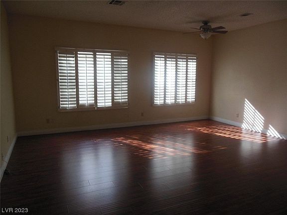 3rd image of 2309 Tinsley Ct