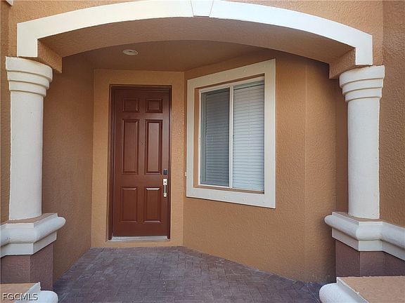 3rd image of 2434 Laurentina Ln