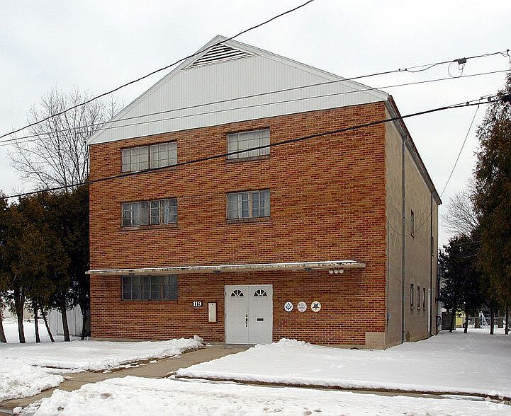 1st image of 119 Lincoln Lake Ave SE