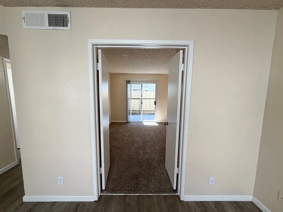 Granada Apartments