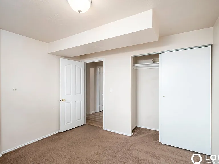 3377 S 2410 E #B — Photo 17